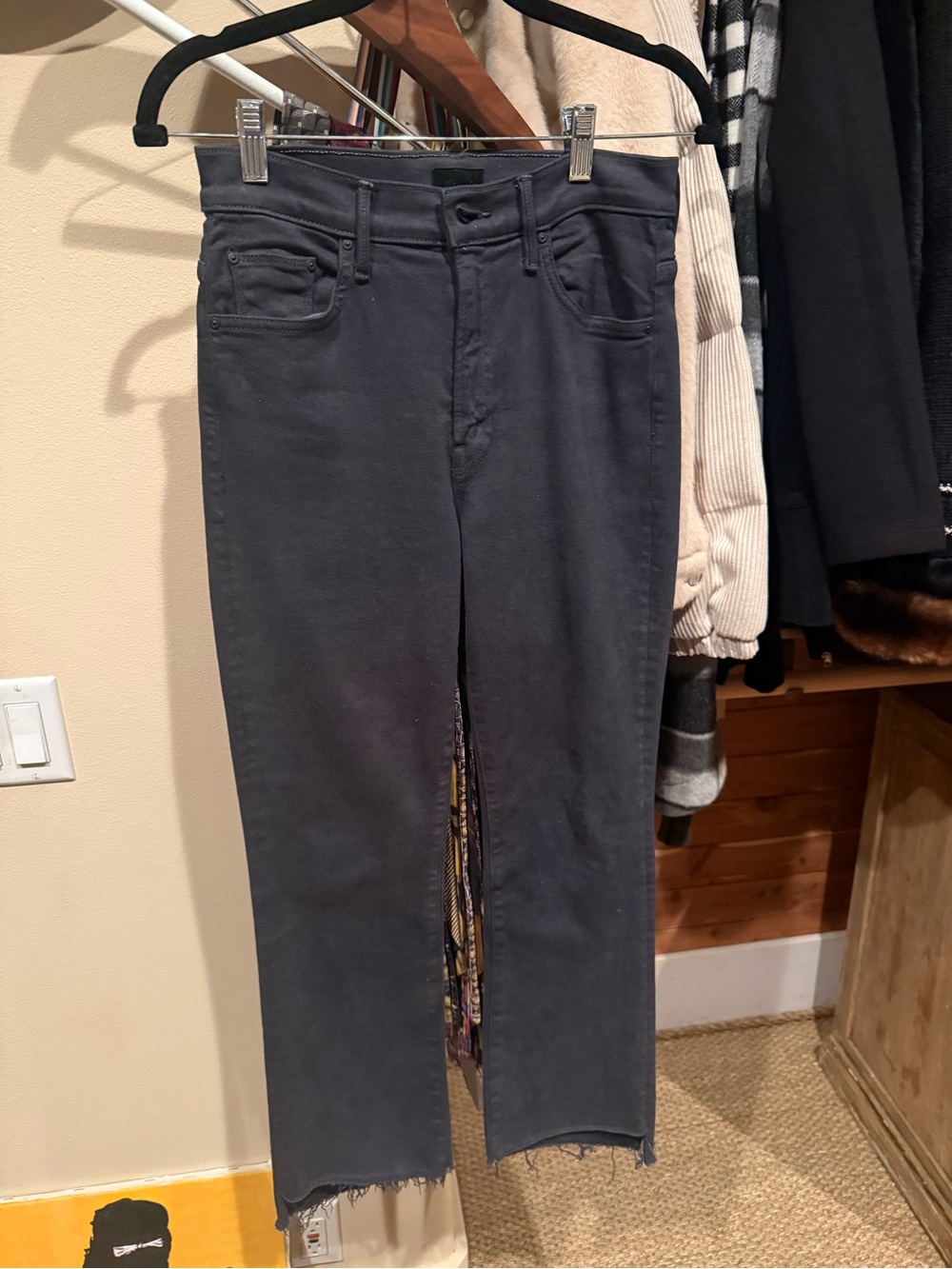 Classic Dark Gray/Black Women's Jeans
